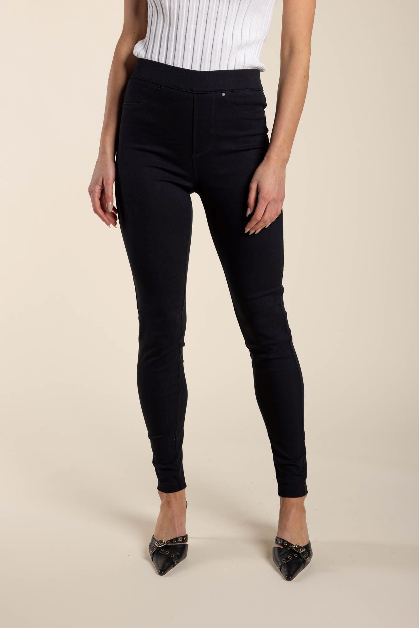 Two-T’s Pull On Jean