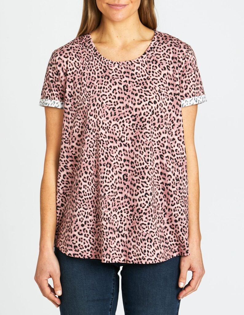 jump clothes animal print tee
