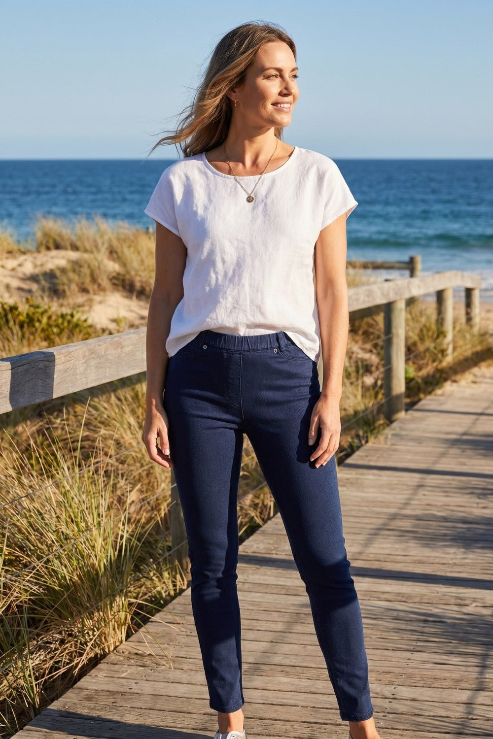Cafe Latte Stretch Jeggings Navy