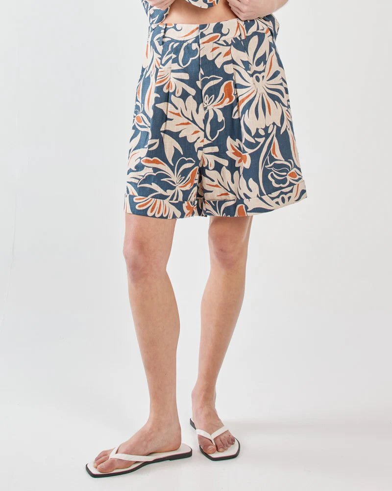 Sass Jana Short